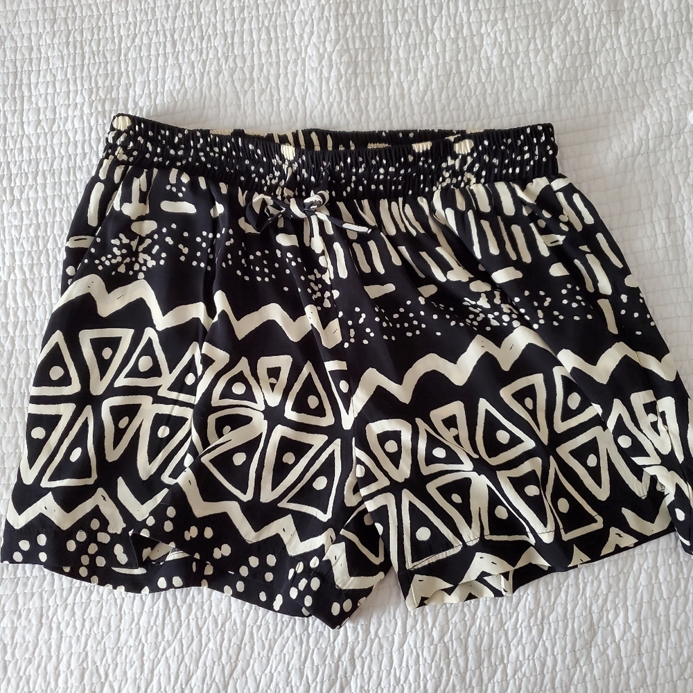 Funky print shorts